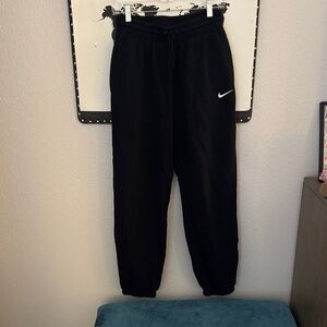 Nike Black Kids Fleece Joggers with White Swoosh